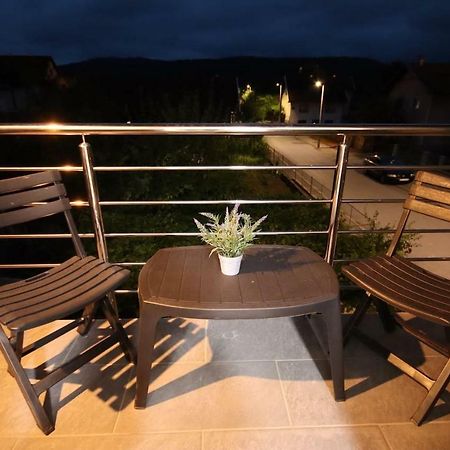 Apartman F&F Otočac Dış mekan fotoğraf