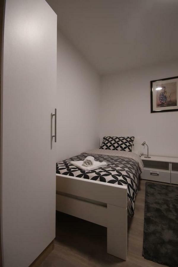 Apartman F&F Otočac Dış mekan fotoğraf