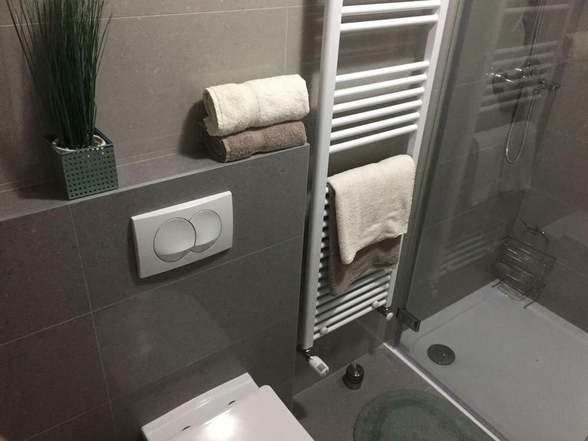 Apartman F&F Otočac Dış mekan fotoğraf