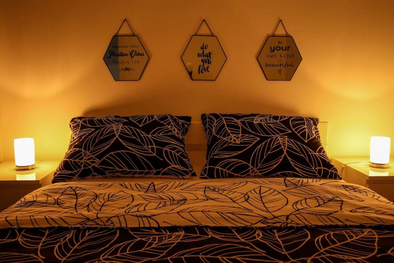Apartman F&F Otočac Dış mekan fotoğraf
